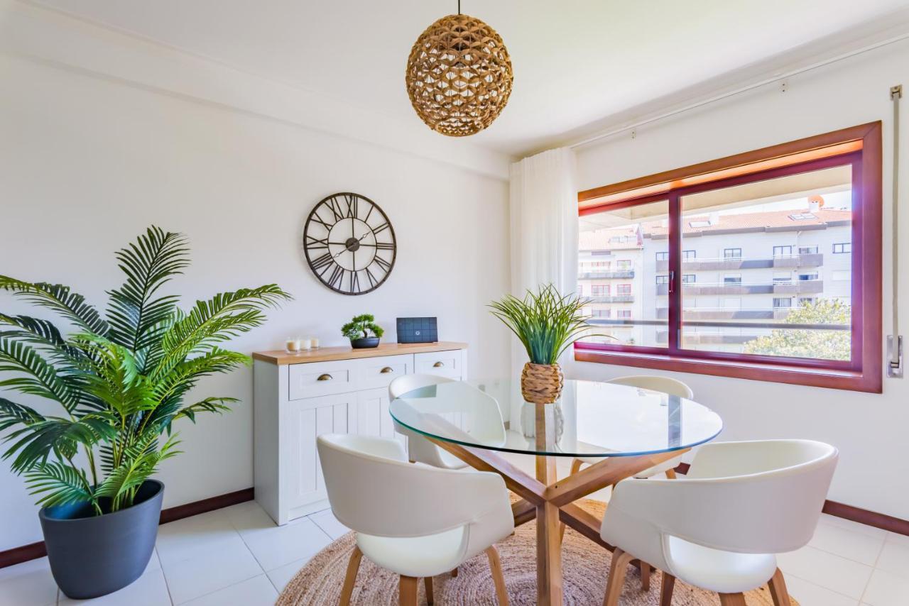Mira-Ria - Apartamento Em Bairro Calmo E Central Авиеро Екстериор снимка